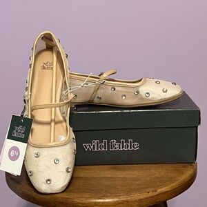 Wild Fable beige mesh flats, size 6 1/2.